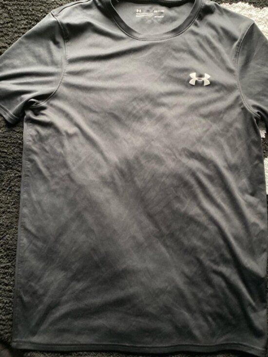 Under Armour Other - UA quick drying short sleeved T-shirt